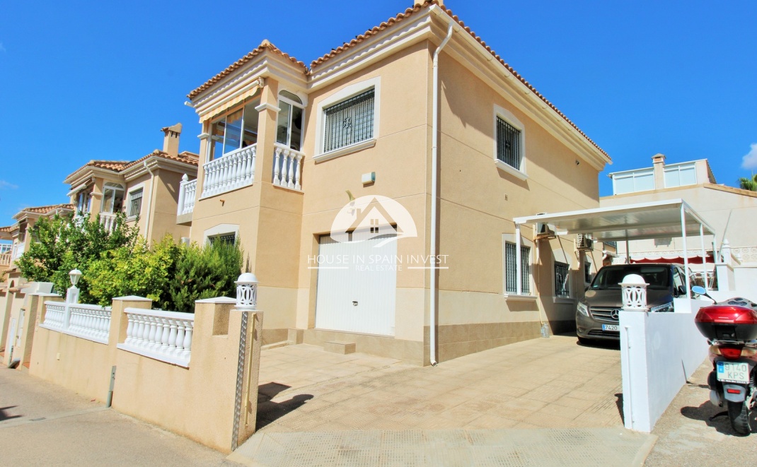 Resale - Villa - Orihuela Costa - Villamartín