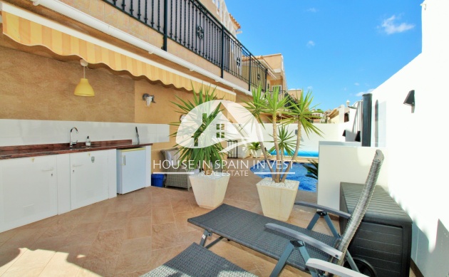 Resale - Villa - Orihuela Costa - Villamartín
