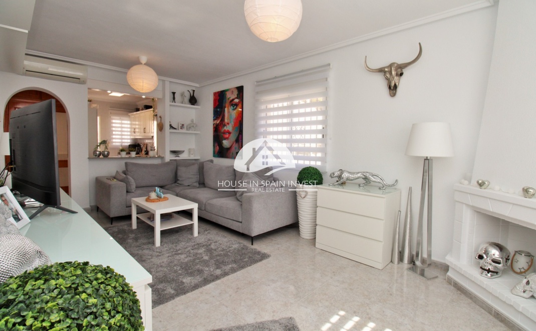 Resale - Villa - Orihuela Costa - Villamartín