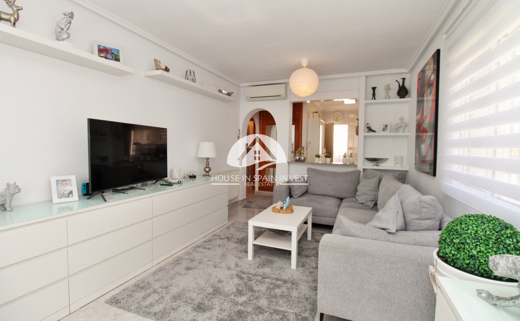 Resale - Villa - Orihuela Costa - Villamartín