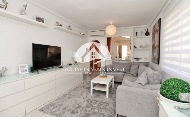 Resale - Villa - Orihuela Costa - Villamartín