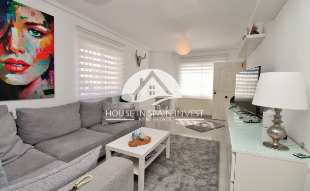 Resale - Villa - Orihuela Costa - Villamartín