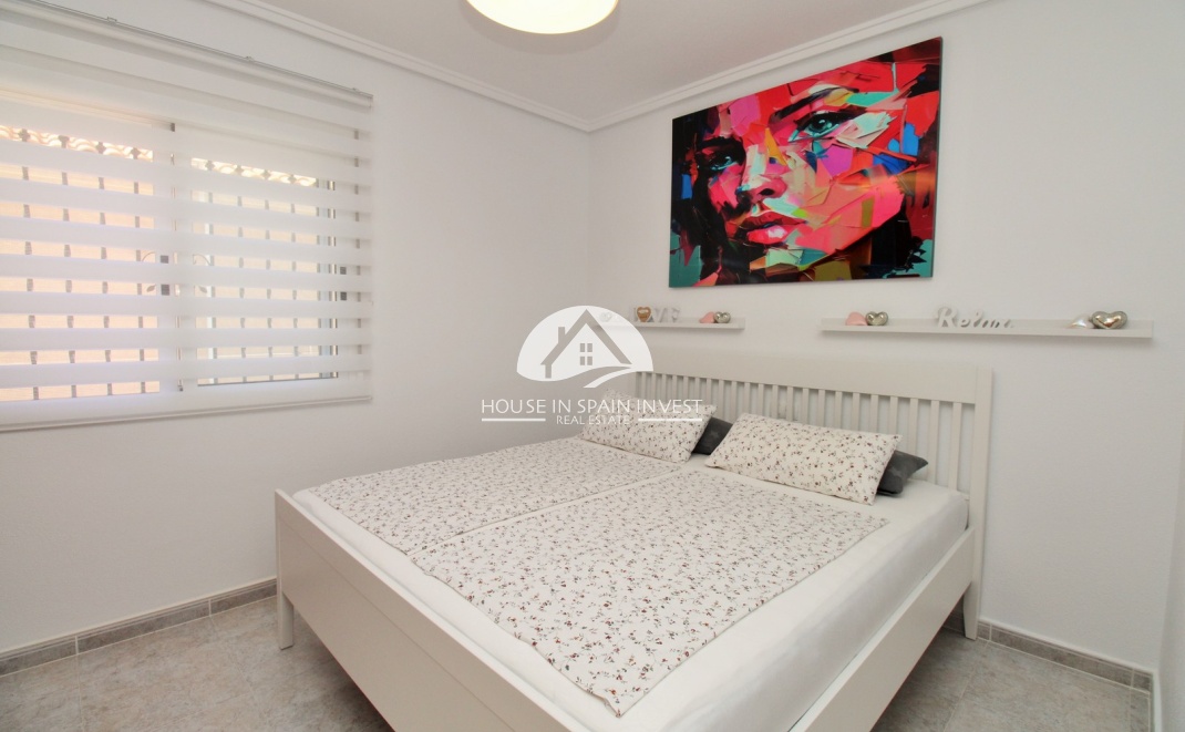 Resale - Villa - Orihuela Costa - Villamartín