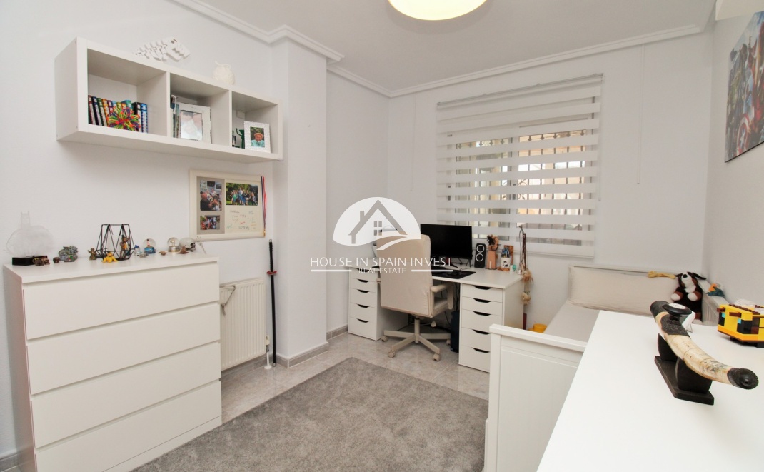 Resale - Villa - Orihuela Costa - Villamartín