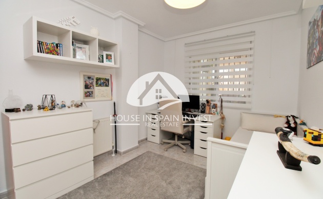 Resale - Villa - Orihuela Costa - Villamartín