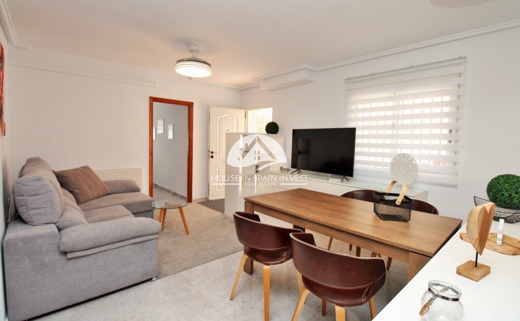 Resale - Villa - Orihuela Costa - Villamartín