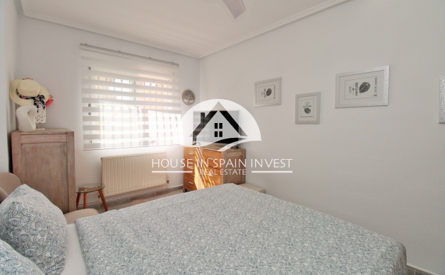 Resale - Villa - Orihuela Costa - Villamartín