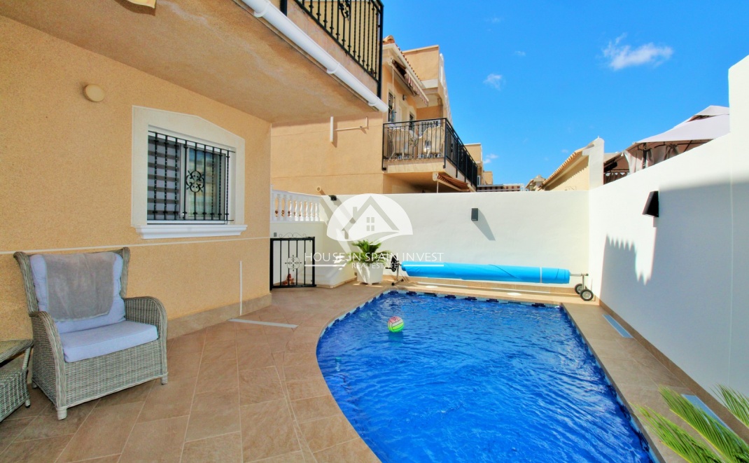 Resale - Villa - Orihuela Costa - Villamartín