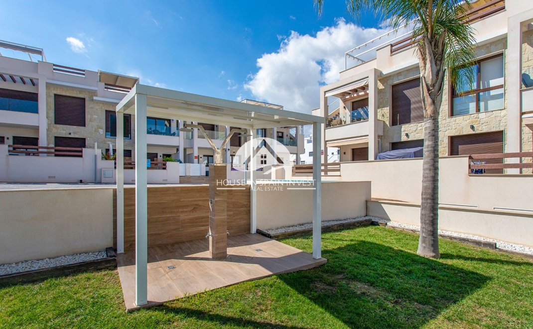 Resale - Apartment  - Torrevieja - Los Balcones  