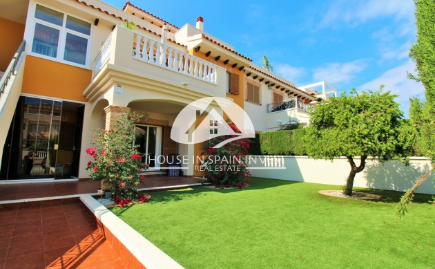 Resale - Apartment  - Orihuela Costa - Playa Flamenca