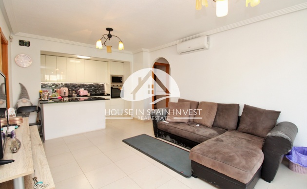 Resale - Apartment  - Orihuela Costa - Playa Flamenca