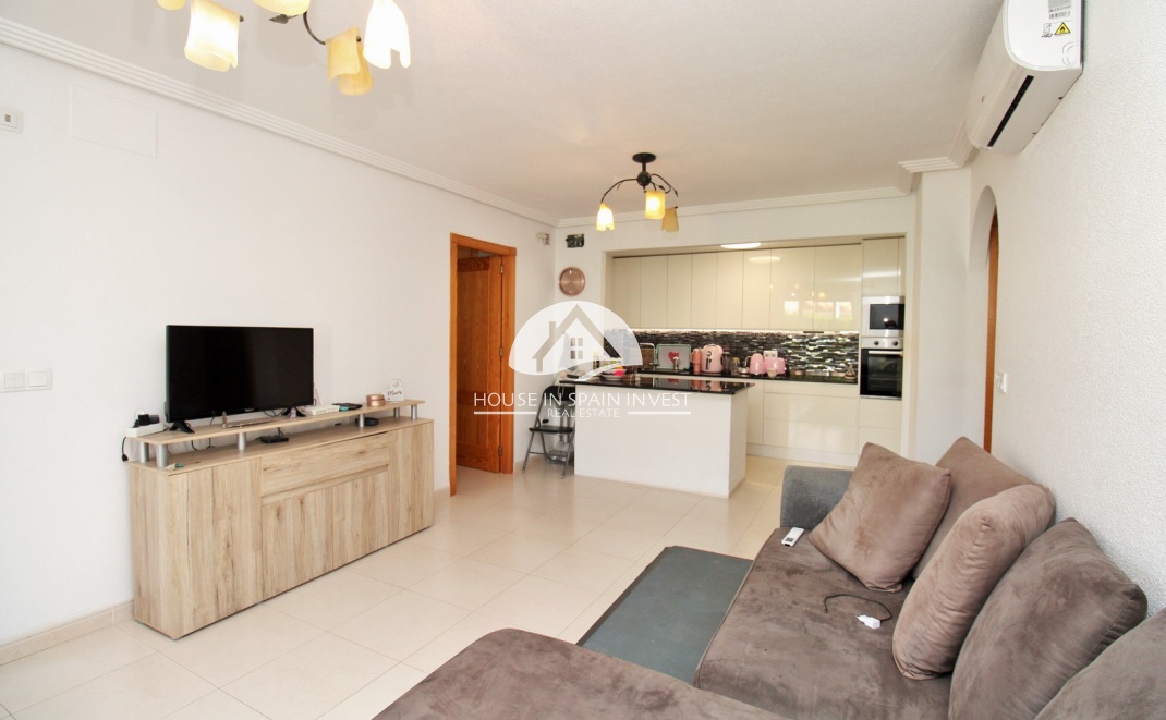 Resale - Apartment  - Orihuela Costa - Playa Flamenca
