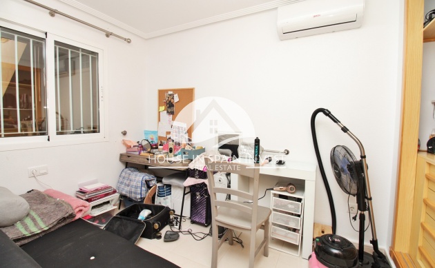 Resale - Apartment  - Orihuela Costa - Playa Flamenca