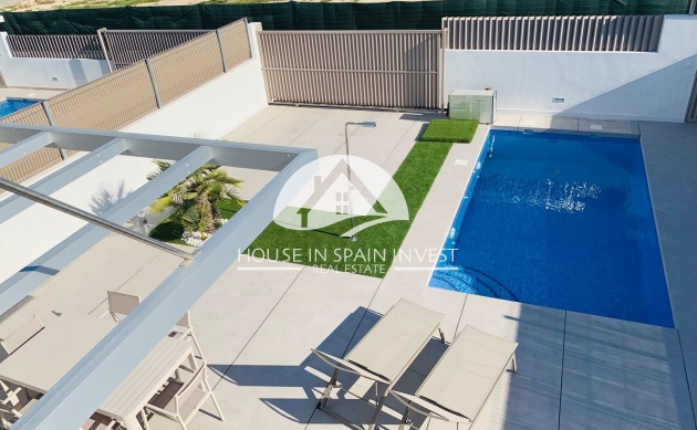 Resale - Villa - Guardamar del Segura - Guardamar - El Raso