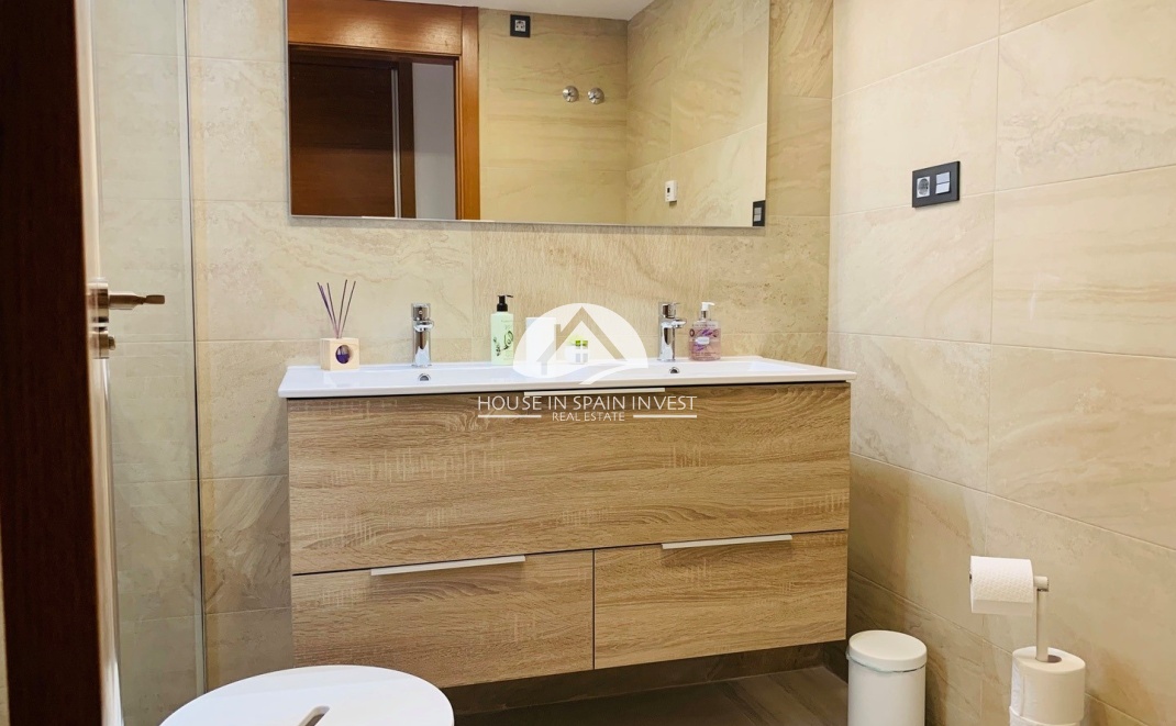 Resale - Villa - Guardamar del Segura - Guardamar - El Raso