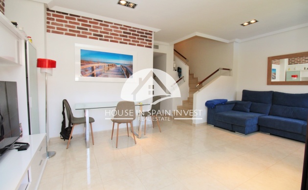 Resale - Apartment  - Orihuela Costa - Cabo roig  
