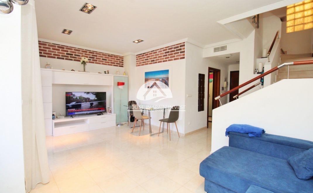 Resale - Apartment  - Orihuela Costa - Cabo roig  