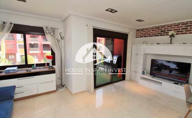 Resale - Apartment  - Orihuela Costa - Cabo roig  