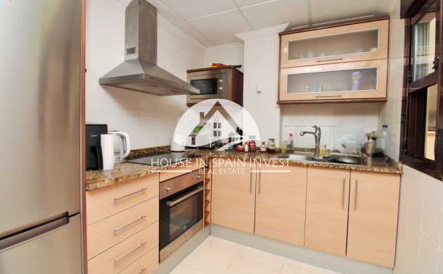 Resale - Apartment  - Orihuela Costa - Cabo roig  