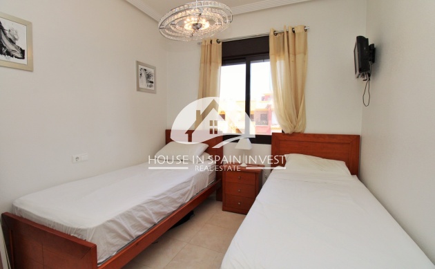 Resale - Apartment  - Orihuela Costa - Cabo roig  