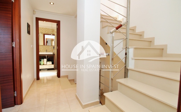 Resale - Apartment  - Orihuela Costa - Cabo roig  