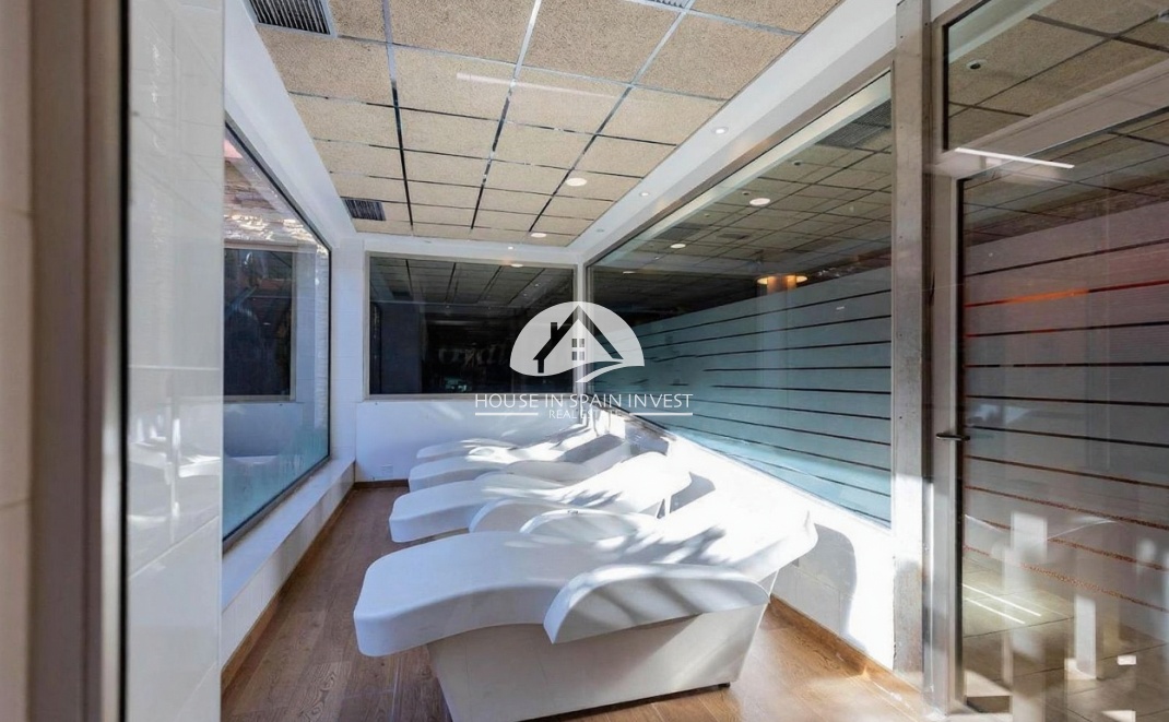 Resale - Apartment  - Orihuela Costa - Cabo roig  