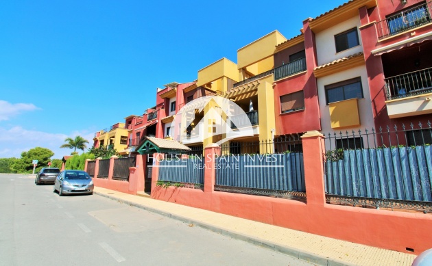 Resale - Apartment  - Orihuela Costa - Cabo roig  