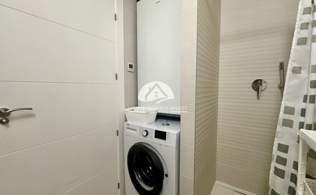 Resale - Apartment  - Orihuela Costa - Villamartín