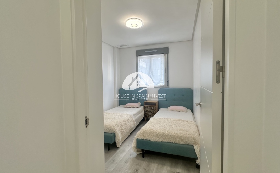 Resale - Apartment  - Orihuela Costa - Villamartín