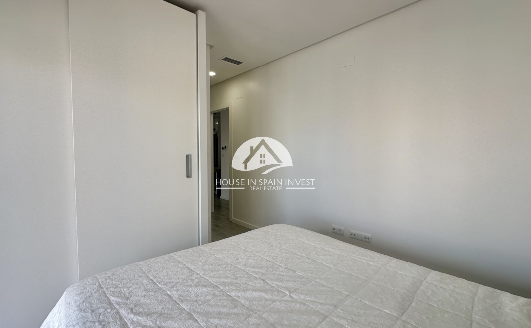 Resale - Apartment  - Orihuela Costa - Villamartín