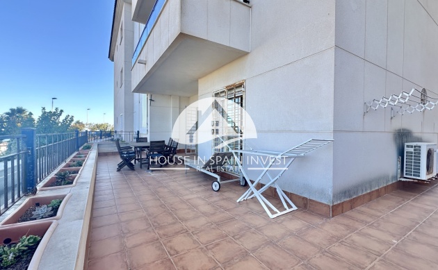 Resale - Apartment  - Pilar de la Horadada - Mil Palmeras