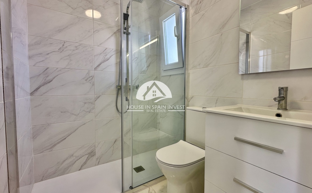 Resale - Townhouse - Torrevieja - Los Balcones  