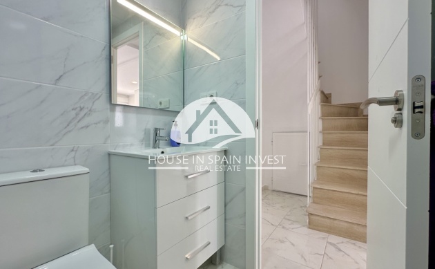 Resale - Townhouse - Torrevieja - Los Balcones  