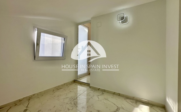 Resale - Townhouse - Torrevieja - Los Balcones  