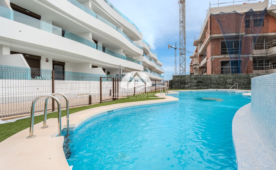 Resale - Apartment  - Orihuela Costa - Playa Flamenca