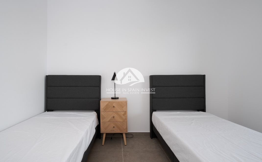 Resale - Apartment  - Orihuela Costa - Playa Flamenca