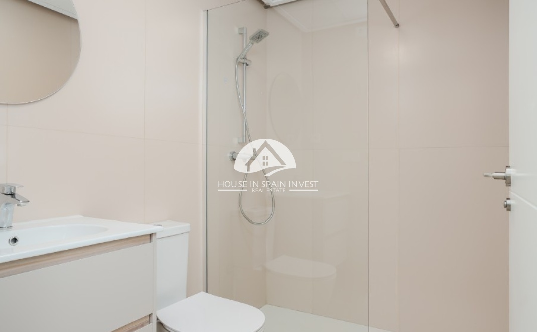 Resale - Apartment  - Orihuela Costa - Playa Flamenca