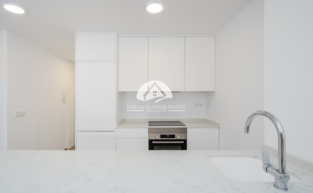 Resale - Apartment  - Orihuela Costa - Playa Flamenca