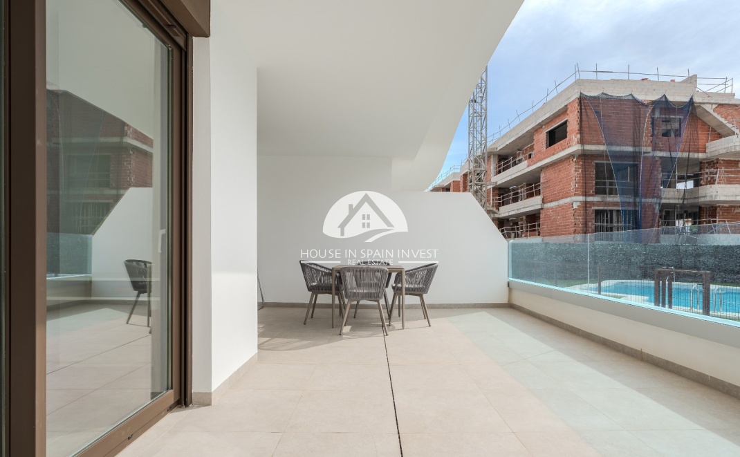 Resale - Apartment  - Orihuela Costa - Playa Flamenca