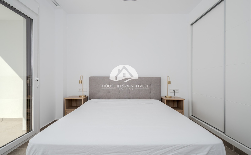 Resale - Apartment  - Orihuela Costa - Playa Flamenca