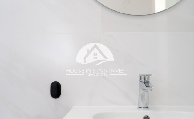 Resale - Apartment  - Orihuela Costa - Playa Flamenca