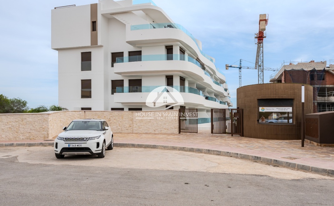 Resale - Apartment  - Orihuela Costa - Playa Flamenca