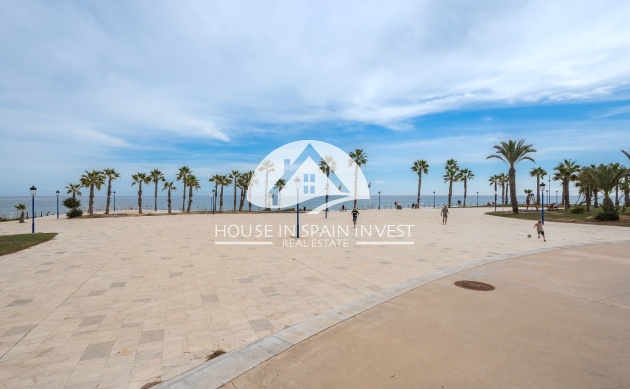Resale - Apartment  - Orihuela Costa - Playa Flamenca