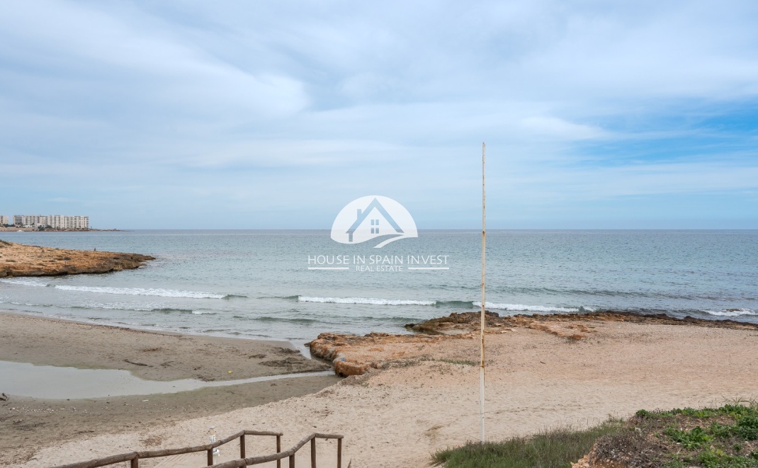 Resale - Apartment  - Orihuela Costa - Playa Flamenca