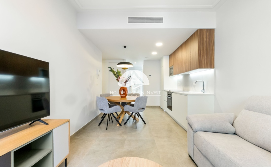 Resale - Apartment  - Torrevieja - Playa del Cura