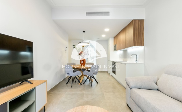 Resale - Apartment  - Torrevieja - Playa del Cura