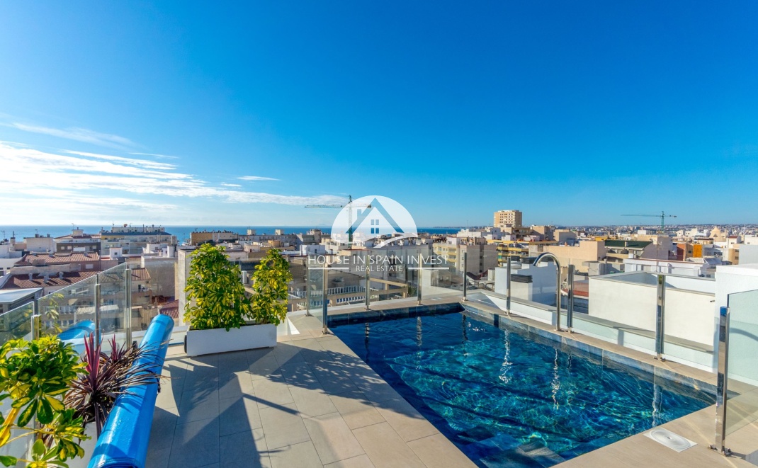 Resale - Apartment  - Torrevieja - Playa del Cura