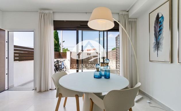 Herverkoop - Rijwoning - Torrevieja