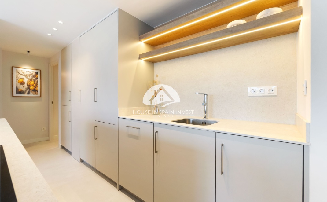 Resale - Apartment  - Torrevieja