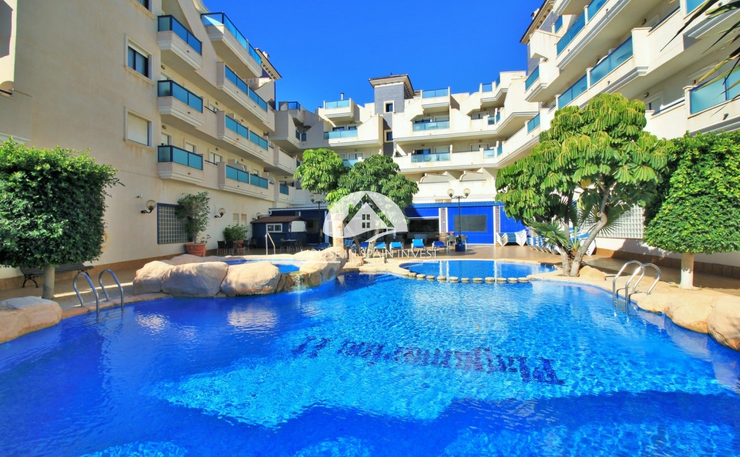 Resale - Apartment  - Orihuela Costa - Cabo roig  